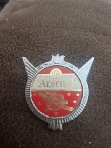 Arsenal football pin - f.c,
