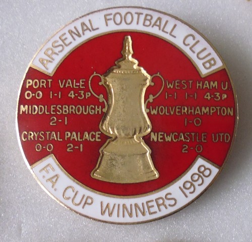 Arsenal football enamel pin - arsenal,