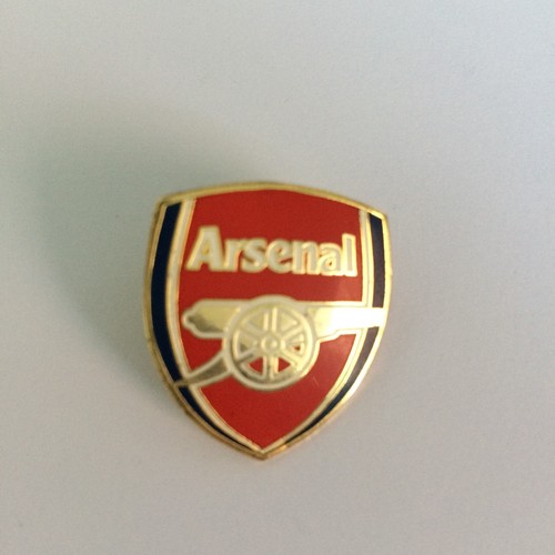 Arsenal football team enamel - football,