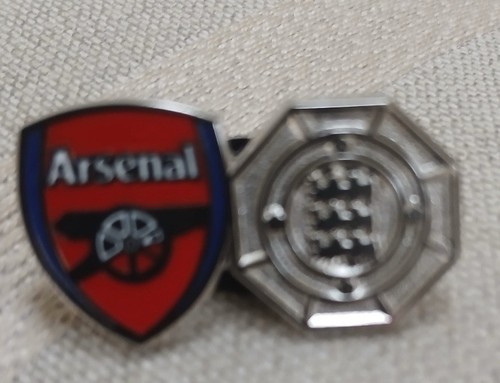 Arsenal pin badges - pin,