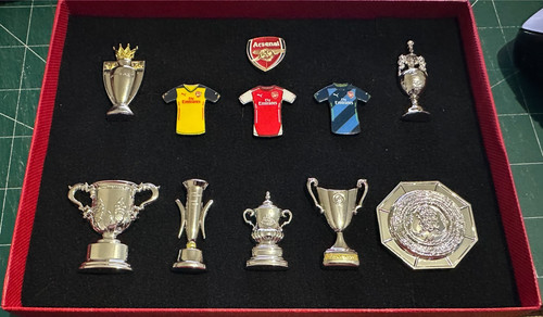 Arsenal trophy pin - arsenal, set