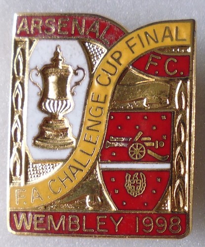 Arsenal football enamel pin - enamel,