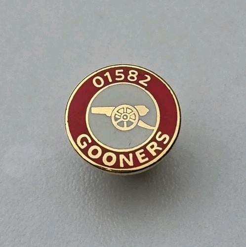 Arsenal small round vintage - round,