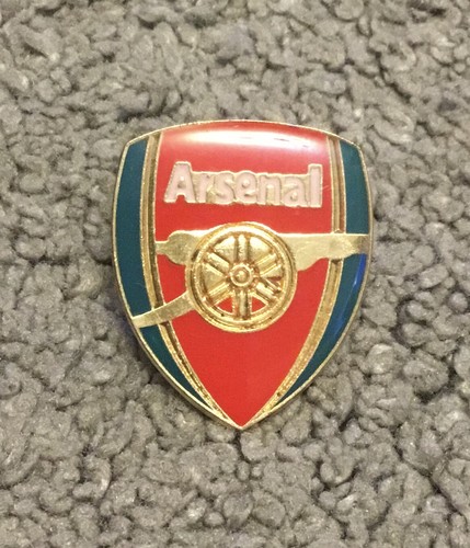 Arsenal club crest enamel - crest.,